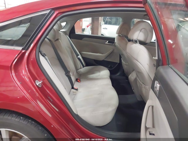 Hyundai Sonata 2016 5NPE24AF4GH398336 Image 8