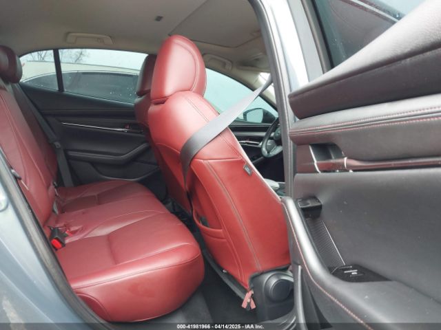 2022 MAZDA MAZDA3 3MZBPACL2NM310491 Photo 7