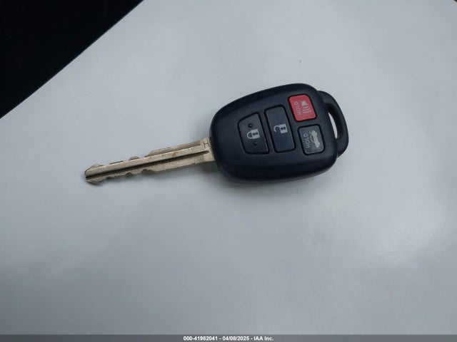 Toyota Corolla S Plus 2014 2T1BURHE4EC104151 Image 11