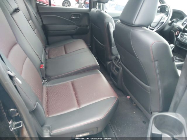 5FPYK3F82JB012687 Honda Ridgeline Black Edition