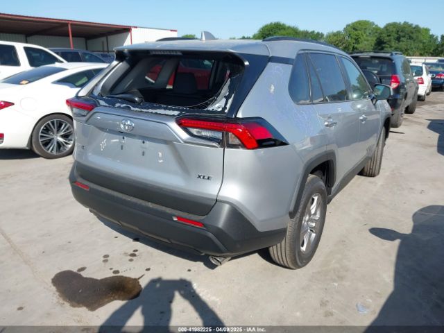 2T3W1RFV0SW382317 Toyota Rav4 Xle