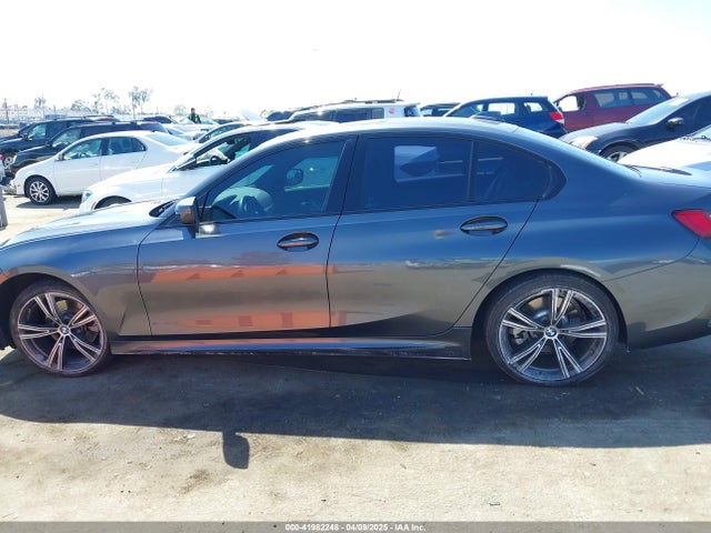 WBA5R1C55KAK11925 BMW 330I