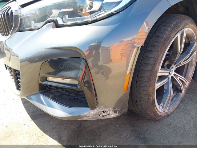 WBA5R1C55KAK11925 BMW 330I