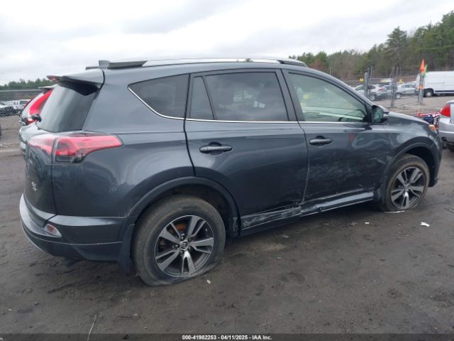 JTMRFREV2JD240904 Toyota Rav4 Xle