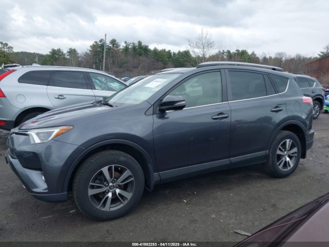 JTMRFREV2JD240904 Toyota Rav4 Xle