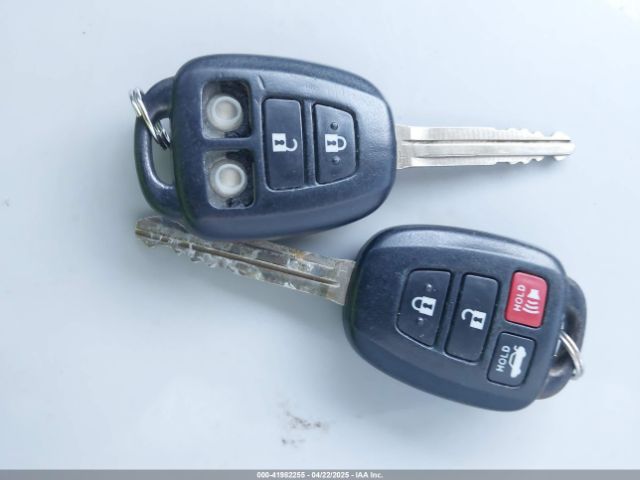5YFBURHE5FP345816 Toyota COROLLA LE