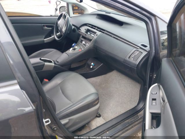 JTDKN3DU8E1806968 Toyota Prius Four