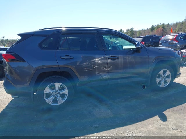 2T3P1RFV1KW056420 Toyota Rav4 Xle