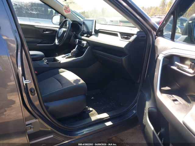 2T3P1RFV1KW056420 Toyota Rav4 Xle
