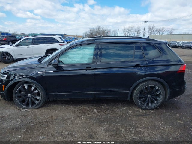 3VV2B7AX1MM101432 Volkswagen Tiguan 2.0t Se/2.0t Se R-line Black/2.0t Sel
