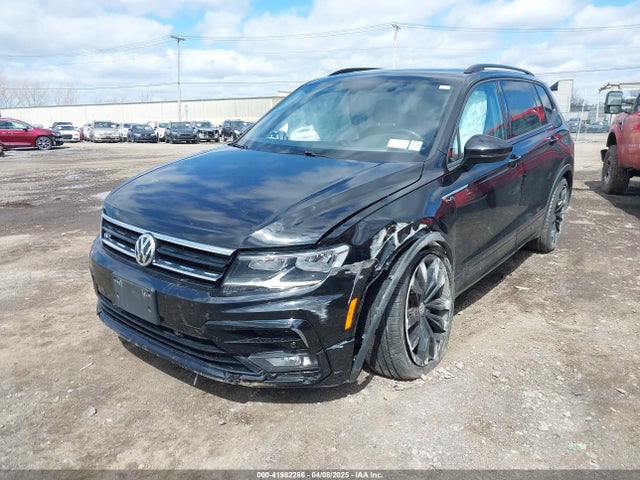 3VV2B7AX1MM101432 Volkswagen Tiguan 2.0t Se/2.0t Se R-line Black/2.0t Sel
