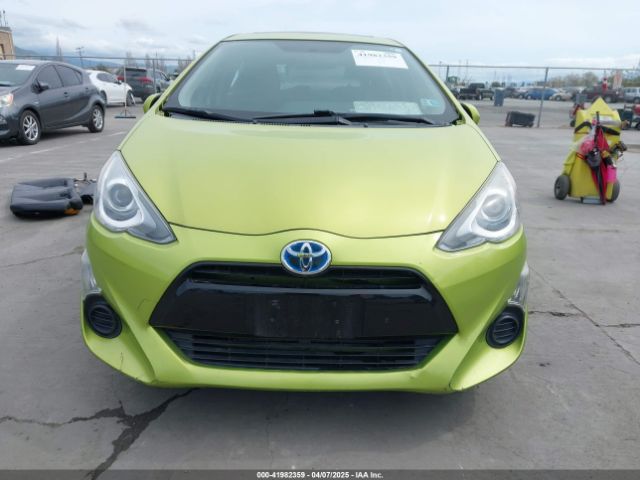 JTDKDTB39F1091097 Toyota Prius C Three