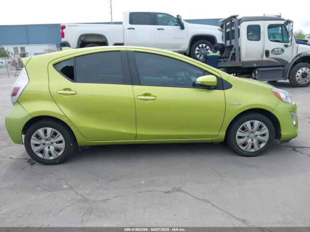 JTDKDTB39F1091097 Toyota Prius C Three