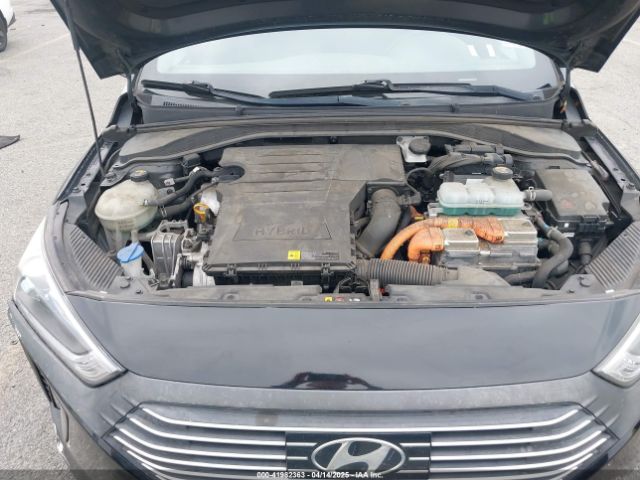 KMHC75LC2JU101364 Hyundai Ioniq Hybrid Sel