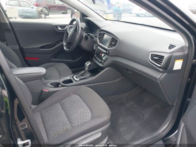 KMHC75LC2JU101364 Hyundai Ioniq Hybrid Sel