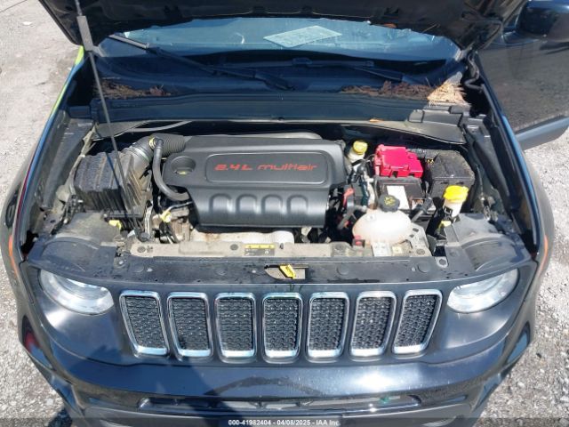 2020 JEEP RENEGADE ZACNJABB1LPL44438 Photo 9