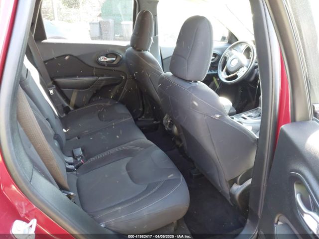 1C4PJMCS4HW563755 Jeep Cherokee Latitude 4x4