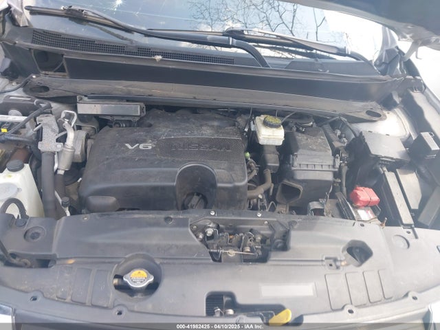 5N1DR2MM3JC607568 Nissan Pathfinder Sl