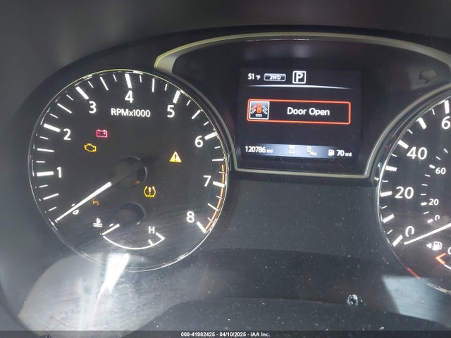5N1DR2MM3JC607568 Nissan Pathfinder Sl