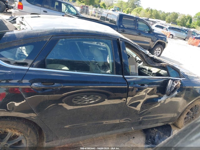 1FA6P0G7XF5109186 Ford FUSION S