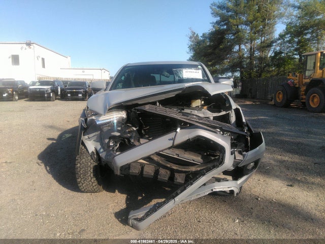 3TMCZ5AN6LM330074 Toyota Tacoma Trd Off-road