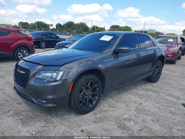 2C3CCAGGXKH686807 Chrysler 300 300s Awd