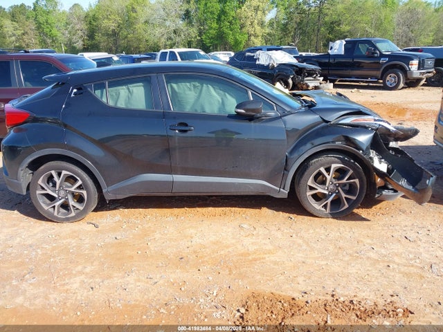JTNKHMBX0K1023547 Toyota C-HR XLE