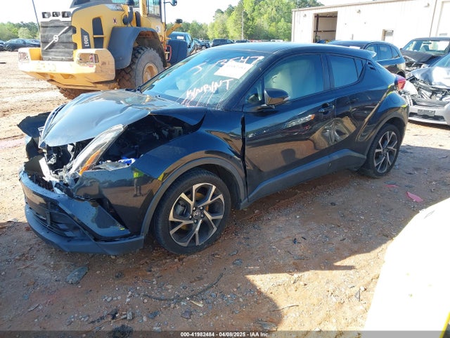 JTNKHMBX0K1023547 Toyota C-HR XLE