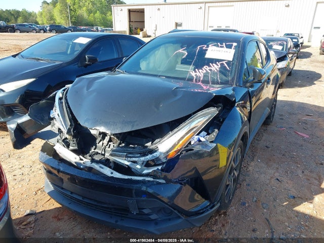 JTNKHMBX0K1023547 Toyota C-HR XLE