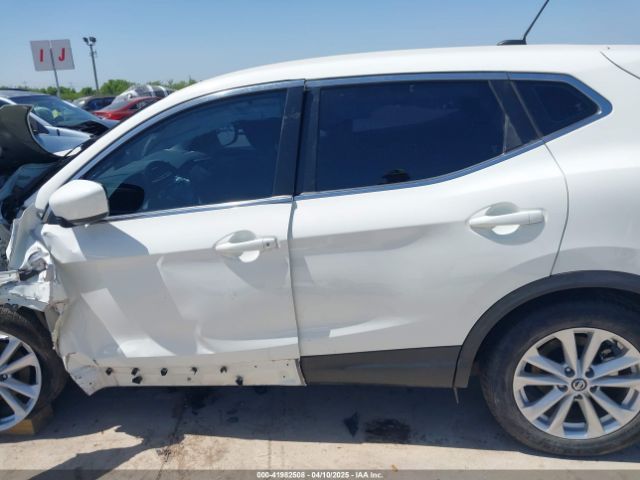 JN1BJ1CP1KW232503 Nissan Rogue Sport S
