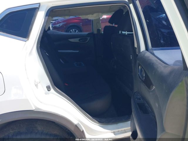 JN1BJ1CP1KW232503 Nissan Rogue Sport S