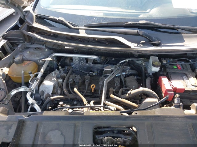 JN8AT3CA2MW019786 Nissan Rogue Sl Fwd
