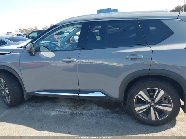JN8AT3CA2MW019786 Nissan Rogue Sl Fwd