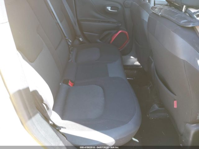 ZACCJBCT0FPB69420 Jeep Renegade Trailhawk