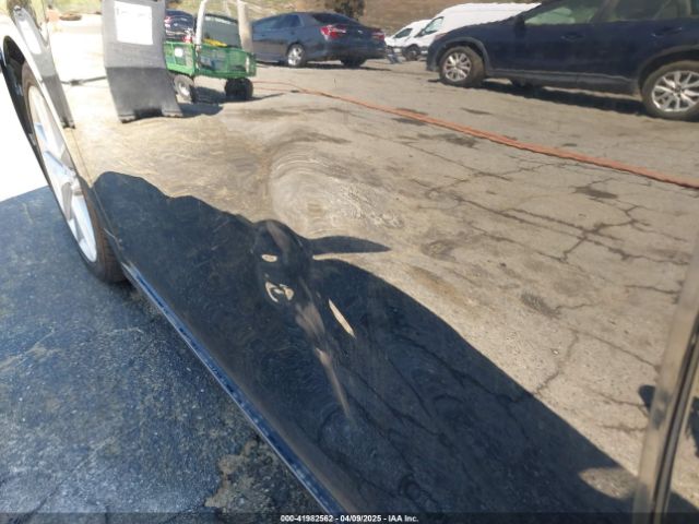 JTHKD5BH6F2223801 Lexus CT 200H