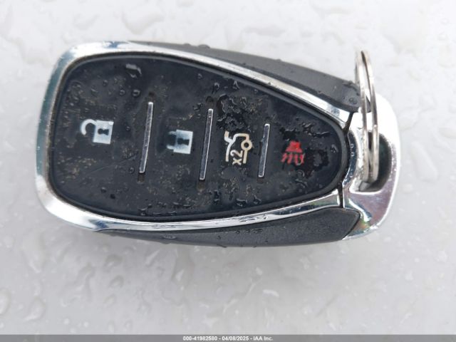 1G1ZD5STXLF109706 Chevrolet Malibu Fwd Lt