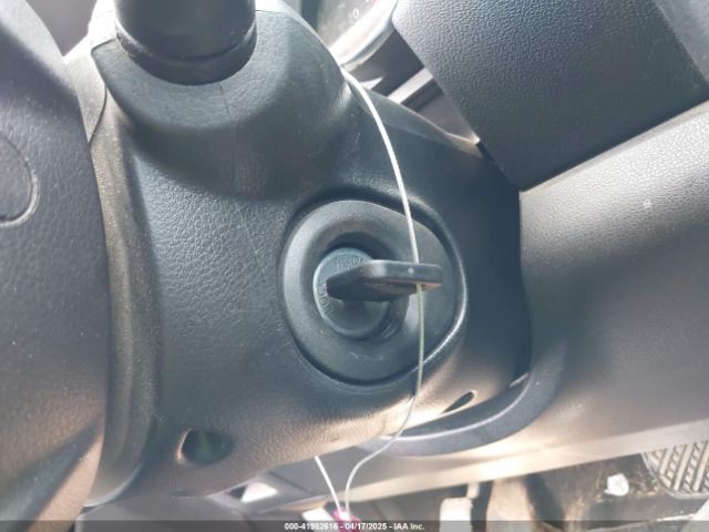 JN8AS5MT5EW612722 Nissan Rogue Select S