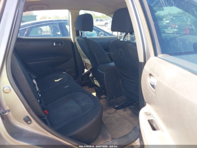 JN8AS5MT5EW612722 Nissan Rogue Select S