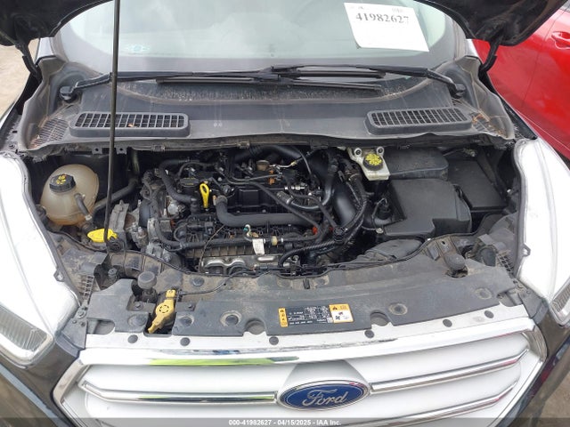 1FMCU9GD1KUA45891 Ford ESCAPE SE