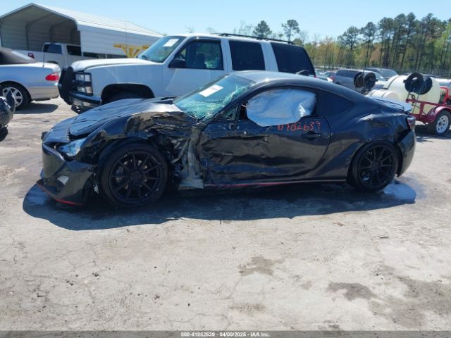 JF1ZNAA19F8709421 Scion FR-S