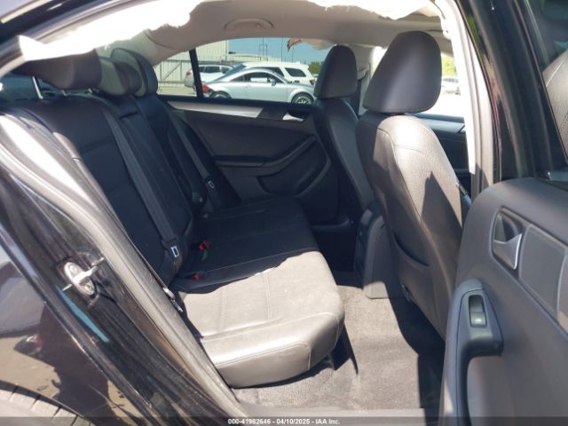 3VWDB7AJXHM394074 Volkswagen Jetta 1.4t Se