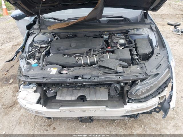 1HGCV2F96MA002773 Honda Accord Touring