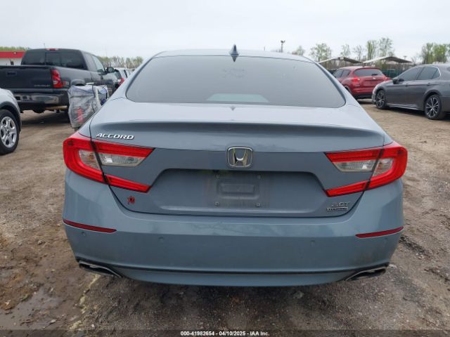 1HGCV2F96MA002773 Honda Accord Touring