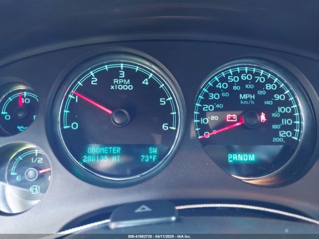 1GNSCJE03ER203943 Chevrolet Suburban 1500 Lt