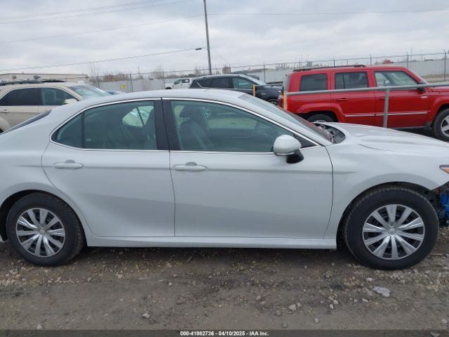 4T1C31AK8PU052114 Toyota Camry Le Hybrid