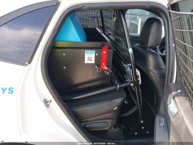 1FMCU0MZ3RUA27673 Ford Escape St-line
