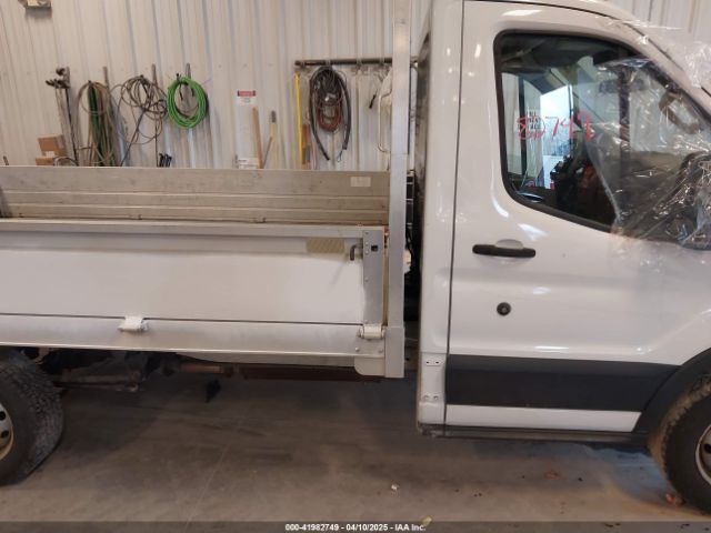 1FDYR5ZMXKKA40729 Ford Transit-250 Cab