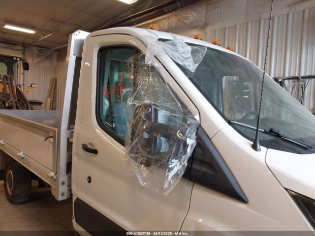 1FDYR5ZMXKKA40729 Ford Transit-250 Cab