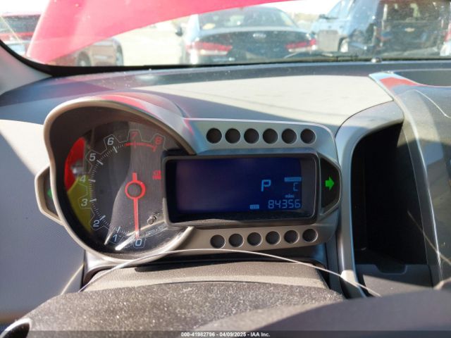 1G1JE6SB7F4120105 Chevrolet Sonic Ltz Auto