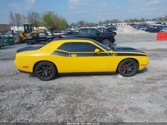 2C3CDZBT8HH560387 Dodge Challenger T/a